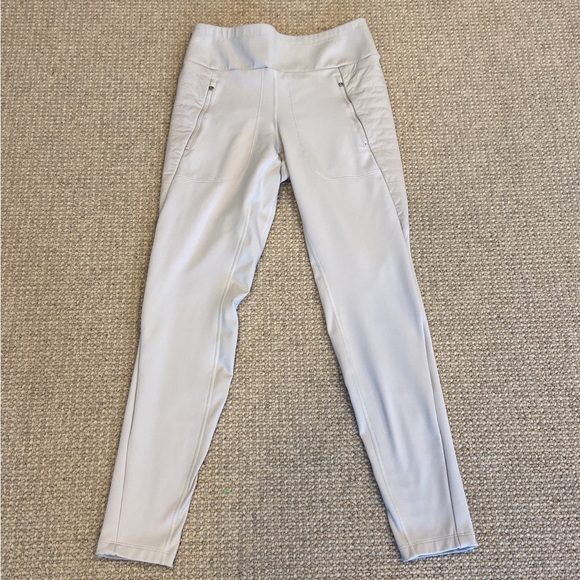 ❌SOLD❌ Athleta Peak Hybrid Fleece tight - Picture 3 of 11